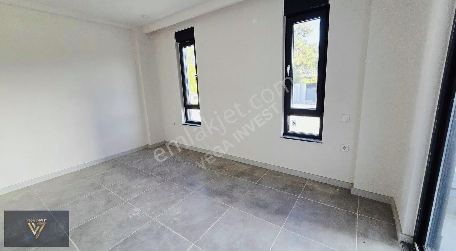 Döşemealtı Yeşilbayırda Havuz Cepheli 2+1 Satılık Daire - Görsel 4