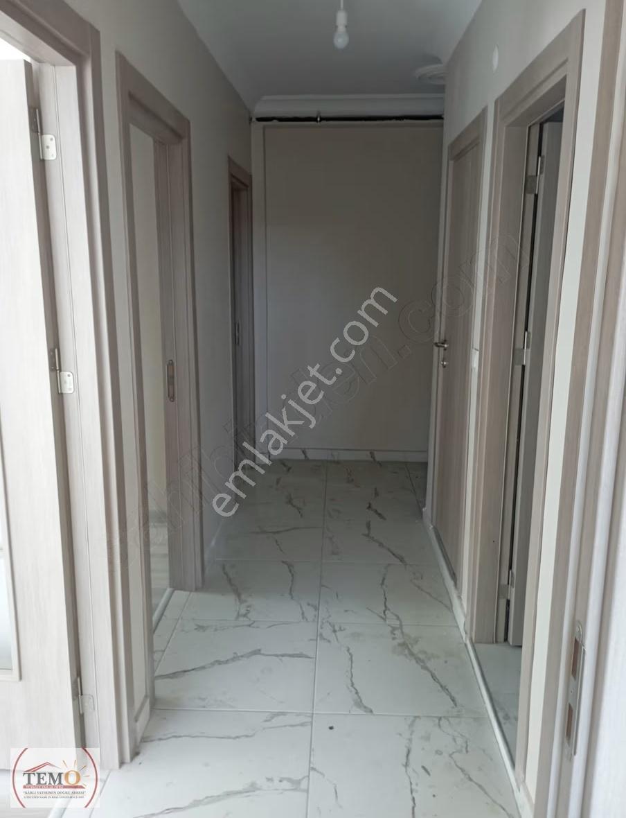 Haraççı Göçmenkentte Sıfır Binada Lüks 90 M² Satılık - Görsel 4