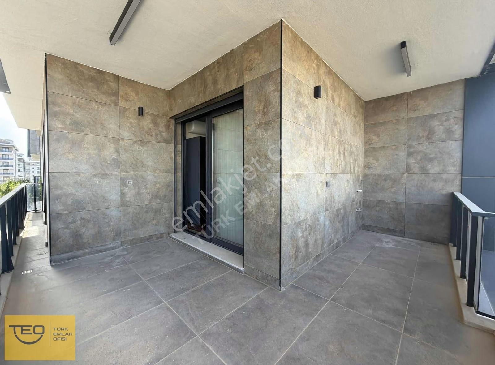 Demet Villalarında Ultra Lüx Eşyalı 5+1 Müstakil Havuzlu Villa - Görsel 8