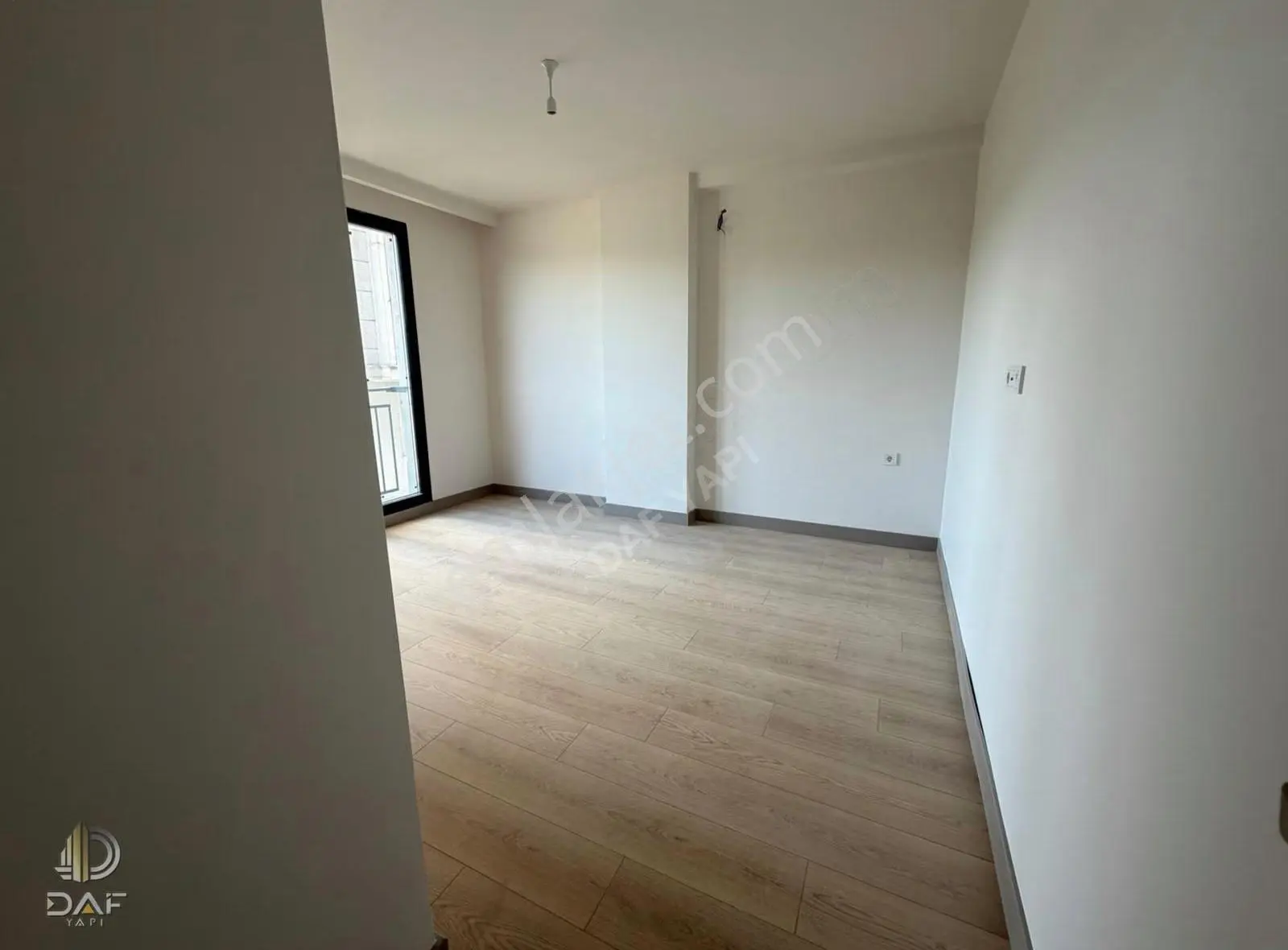 Metro, Merkezin Tam Kalbinde 2+1 Yerden Isıtmalı Sıfır Daire - Görsel 2