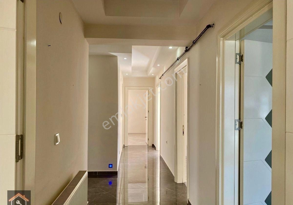 Günay Emlak'tan Satılık Torbalıda Havuzlu Site İçerisinde 3+1 165 M2 Doğalgazlı Arakat Daire - Görsel 24