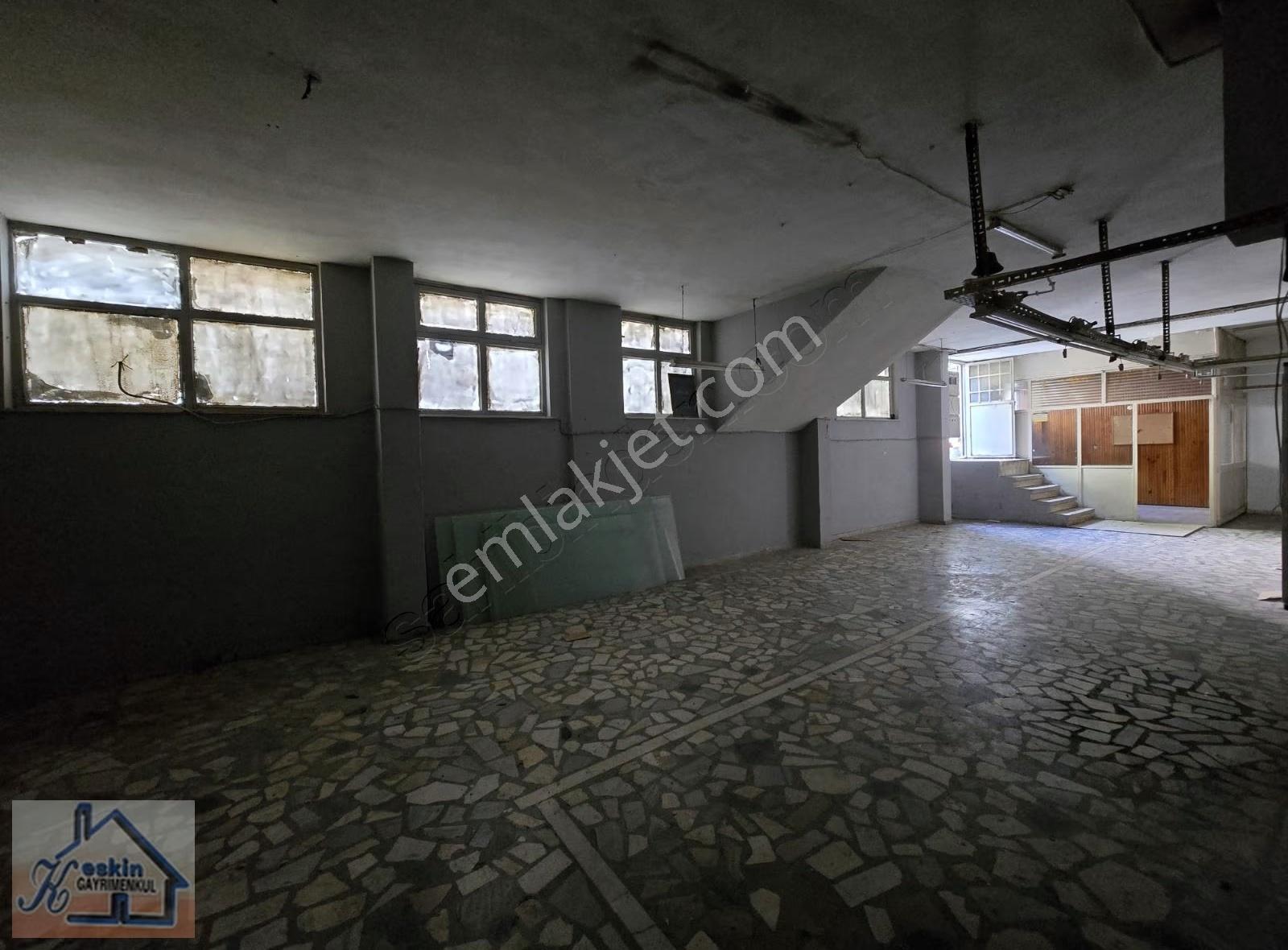 Kiralık Geniş Kullanımlı Dükkan / İşyeri - Görsel 8