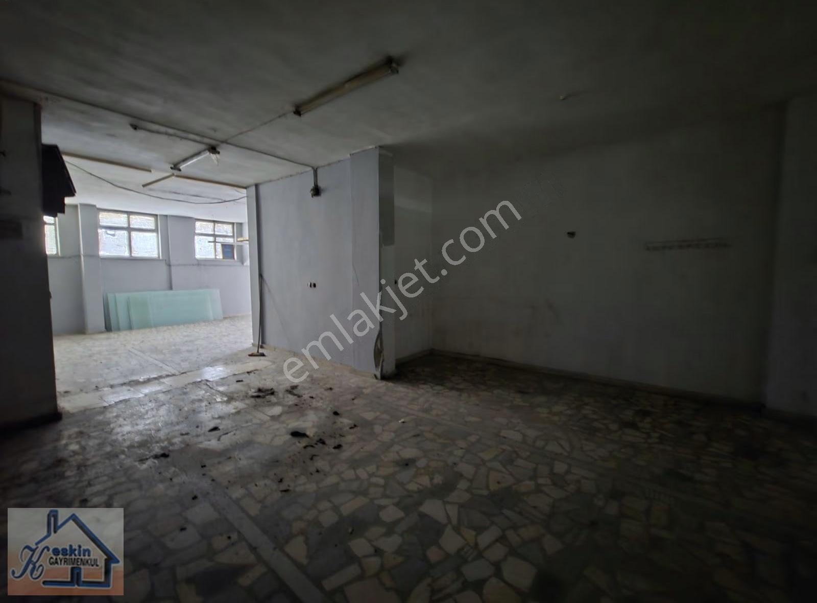 Kiralık Geniş Kullanımlı Dükkan / İşyeri - Görsel 6