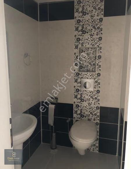 Derebahçe'de Global Evlerinde Kiralık 3+1 Daire - Görsel 4