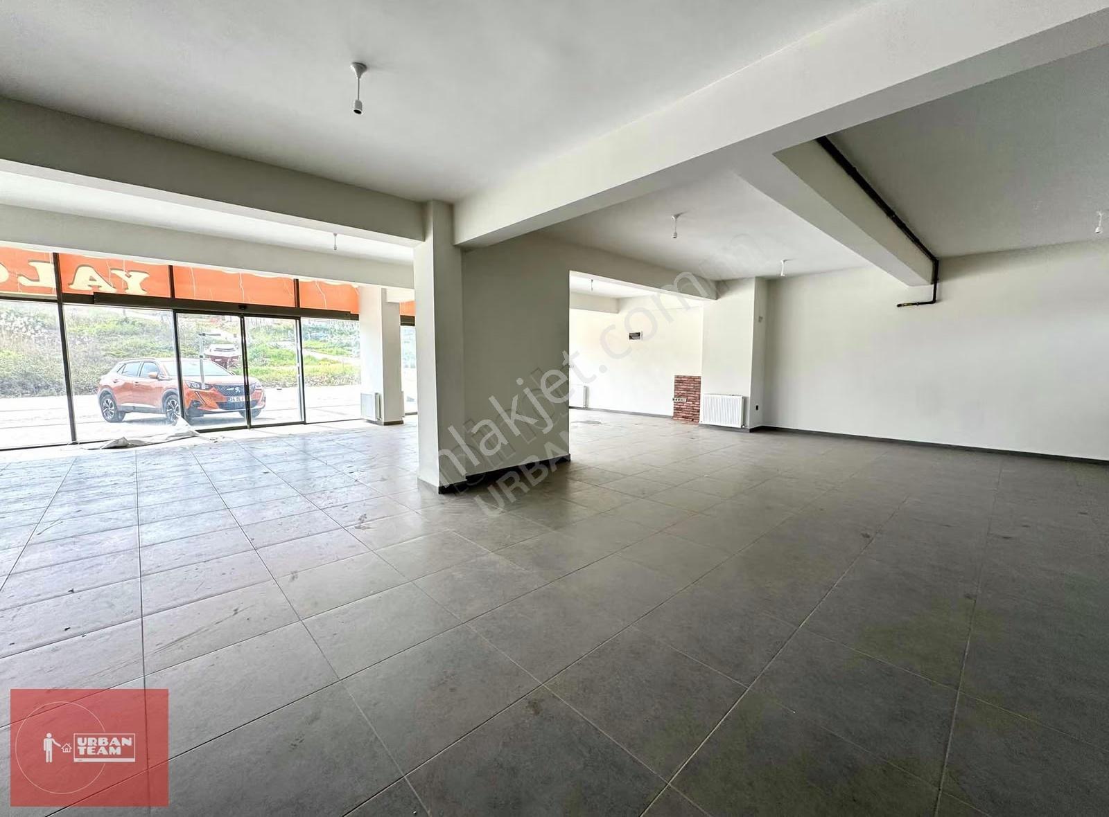 Çınarcık Koru Mevki Kiralık Kdv Avantajlı 500m² Köşe Dükkan - Görsel 4
