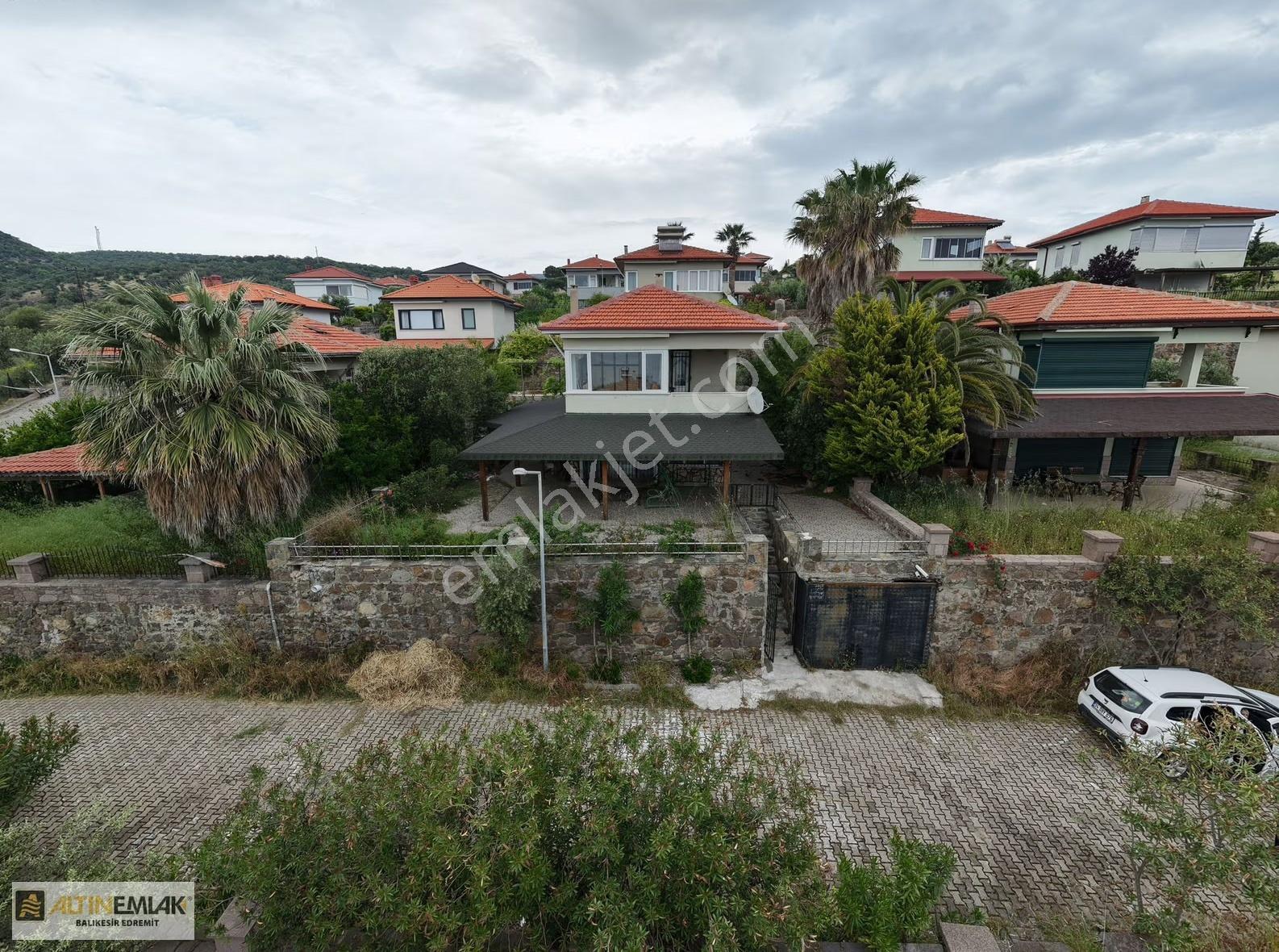 Assosda Denize Sıfır Satılık Villa 3+1 | Özel Koy & Plajlı Site - Görsel 5