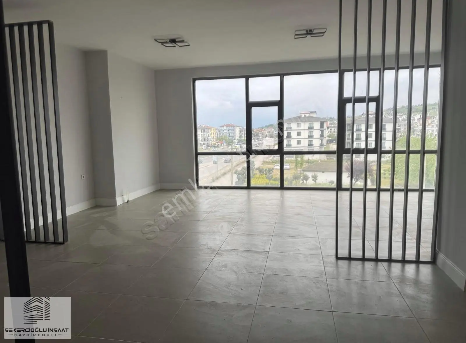 Çiftlikköy Cadde Üzeri Kiralık Ofis - Görsel 3