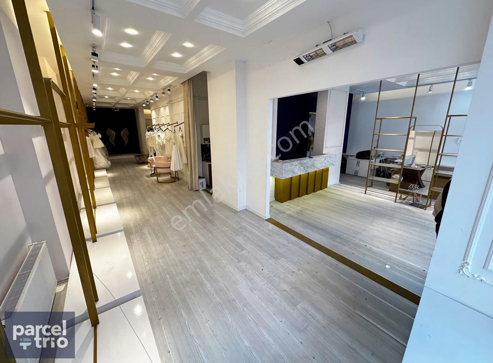 Atakum Atatürk Bulvarı'nda Caddeye Cephe 200 M2 Kiralık Dükkan - Görsel 15
