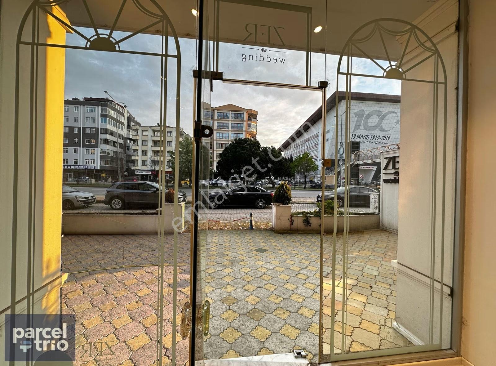 Atakum Atatürk Bulvarı'nda Caddeye Cephe 200 M2 Kiralık Dükkan - Görsel 23
