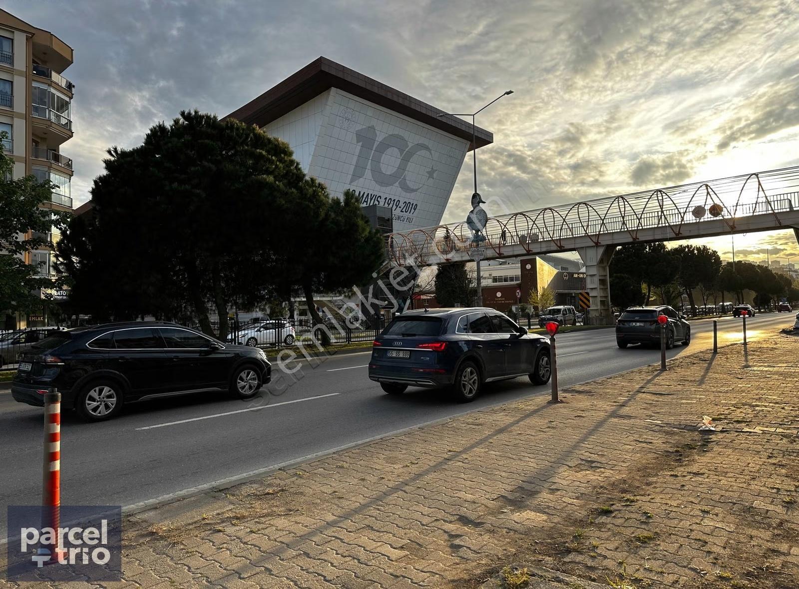 Atakum Atatürk Bulvarı'nda Caddeye Cephe 200 M2 Kiralık Dükkan - Görsel 34