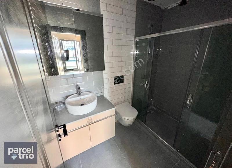 Atakum Körfez'de Site İçinde Ebeveyn Banyolu 2+1 Kiralık Daire - Görsel 15