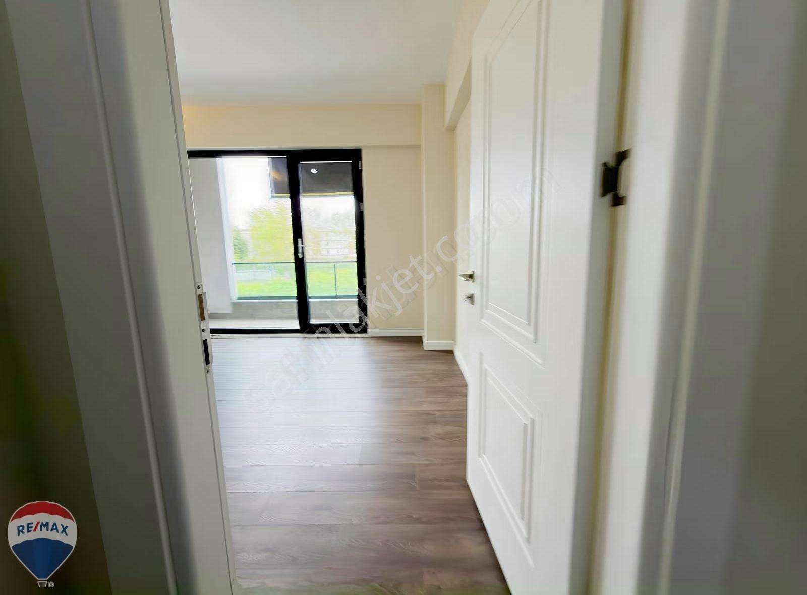 Remax Mavi'den Yazlık'ta Satılık 5+1 Satılık Villa - Görsel 8