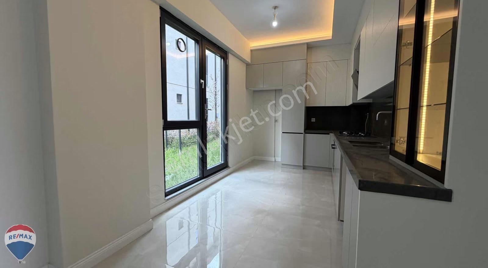 Remax Mavi'den Yazlık'ta Satılık 5+1 Satılık Villa - Görsel 13