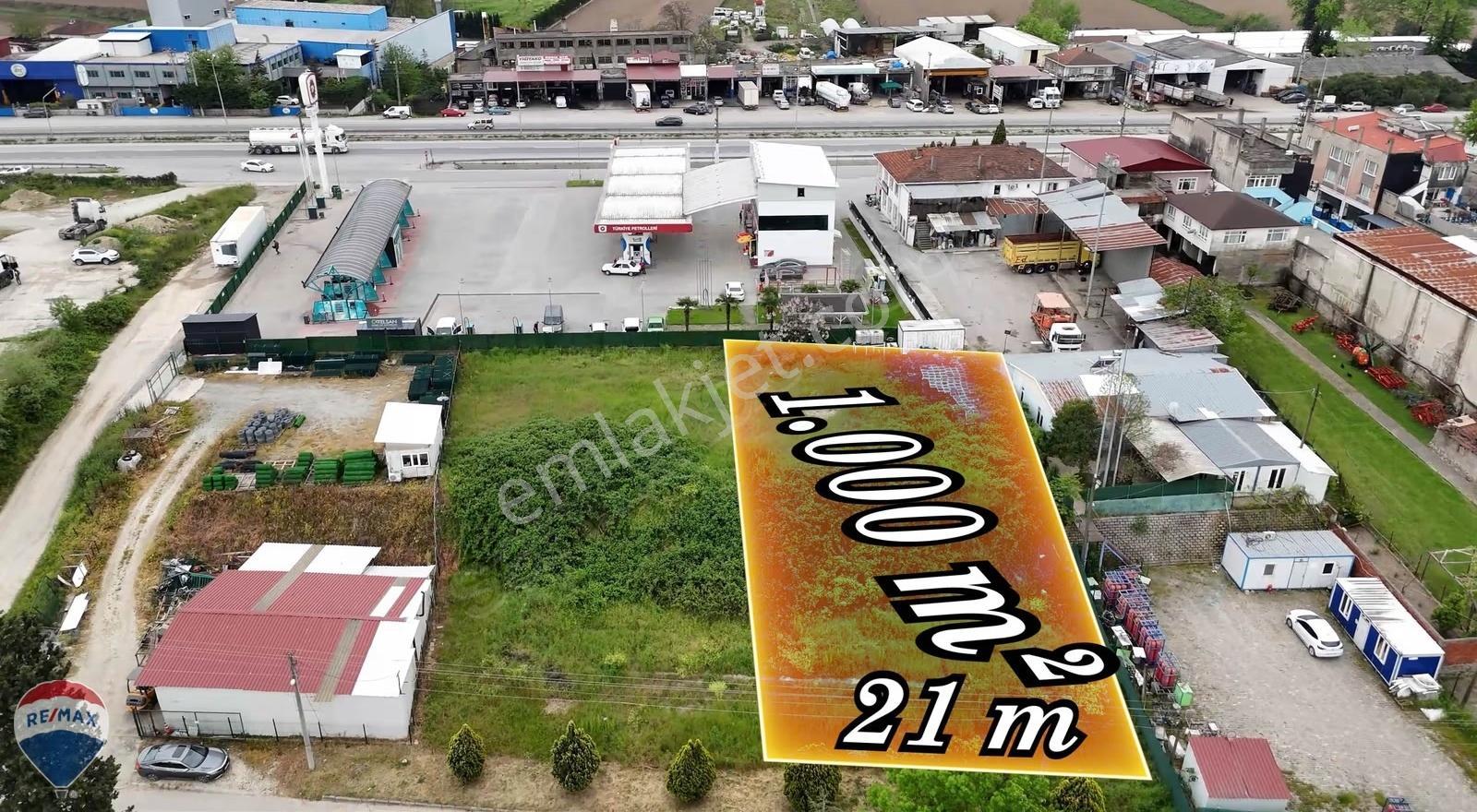 Remax Maviden Beşköprüde E-5 150m Yakın Kiralık 2.000 M² Arsa - Görsel 2