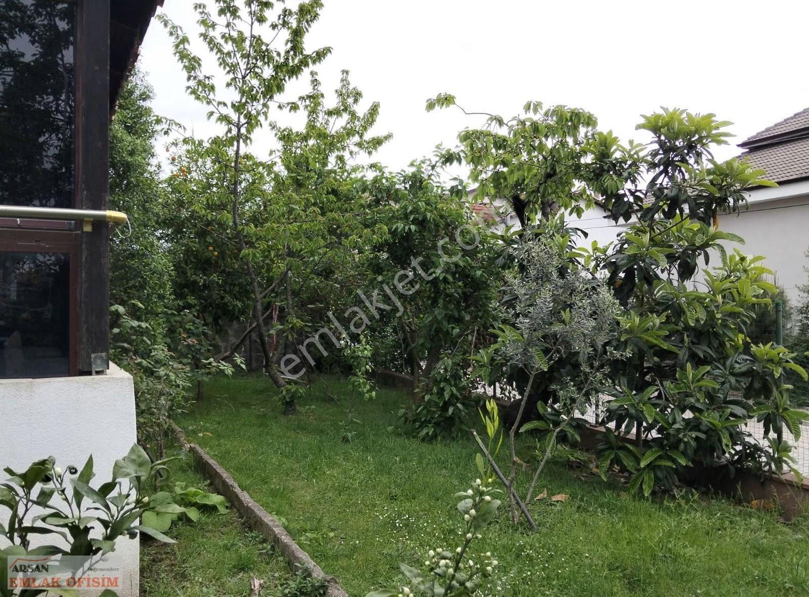D.dere Yukarı Mh'de 185 M2 Net 4+1 Triplex Müstakil Ev Ve Arsası - Görsel 2
