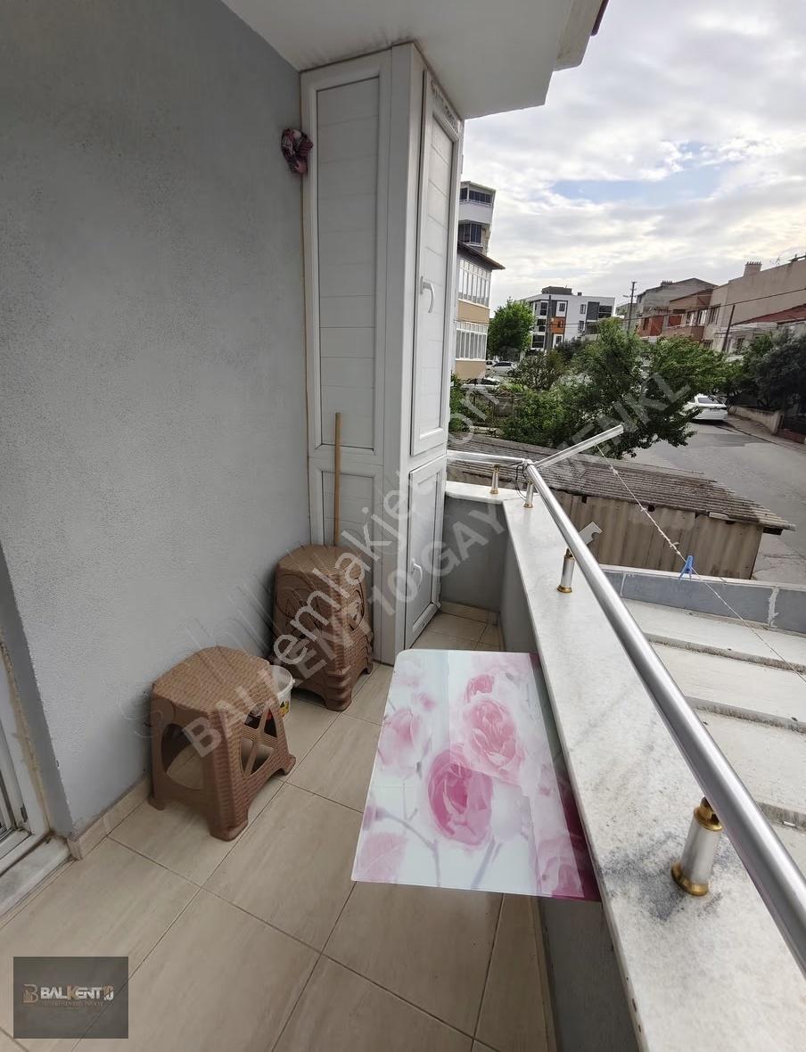 Karesi'de Cadde Üzeri Ara Kat Daire - Görsel 7