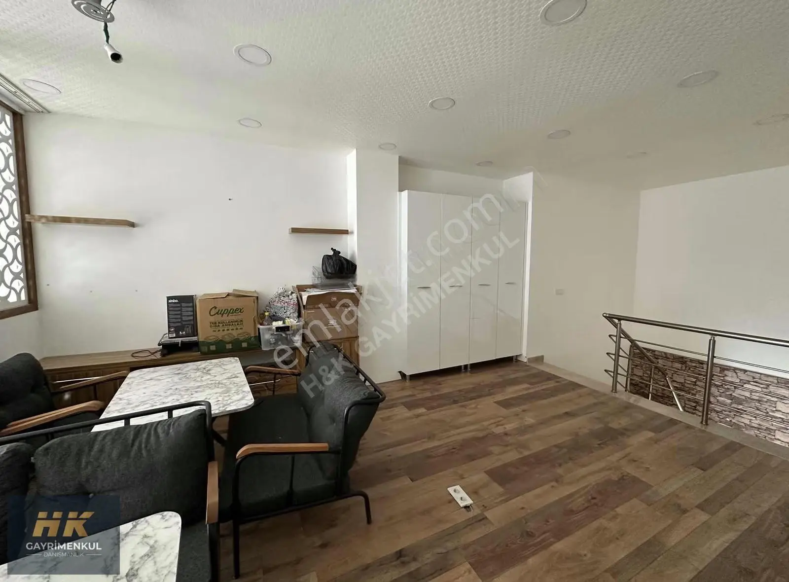 Uluç Mahallesinde Mega Sitesi'nde 155m² Kiralık Dükkan - Görsel 3