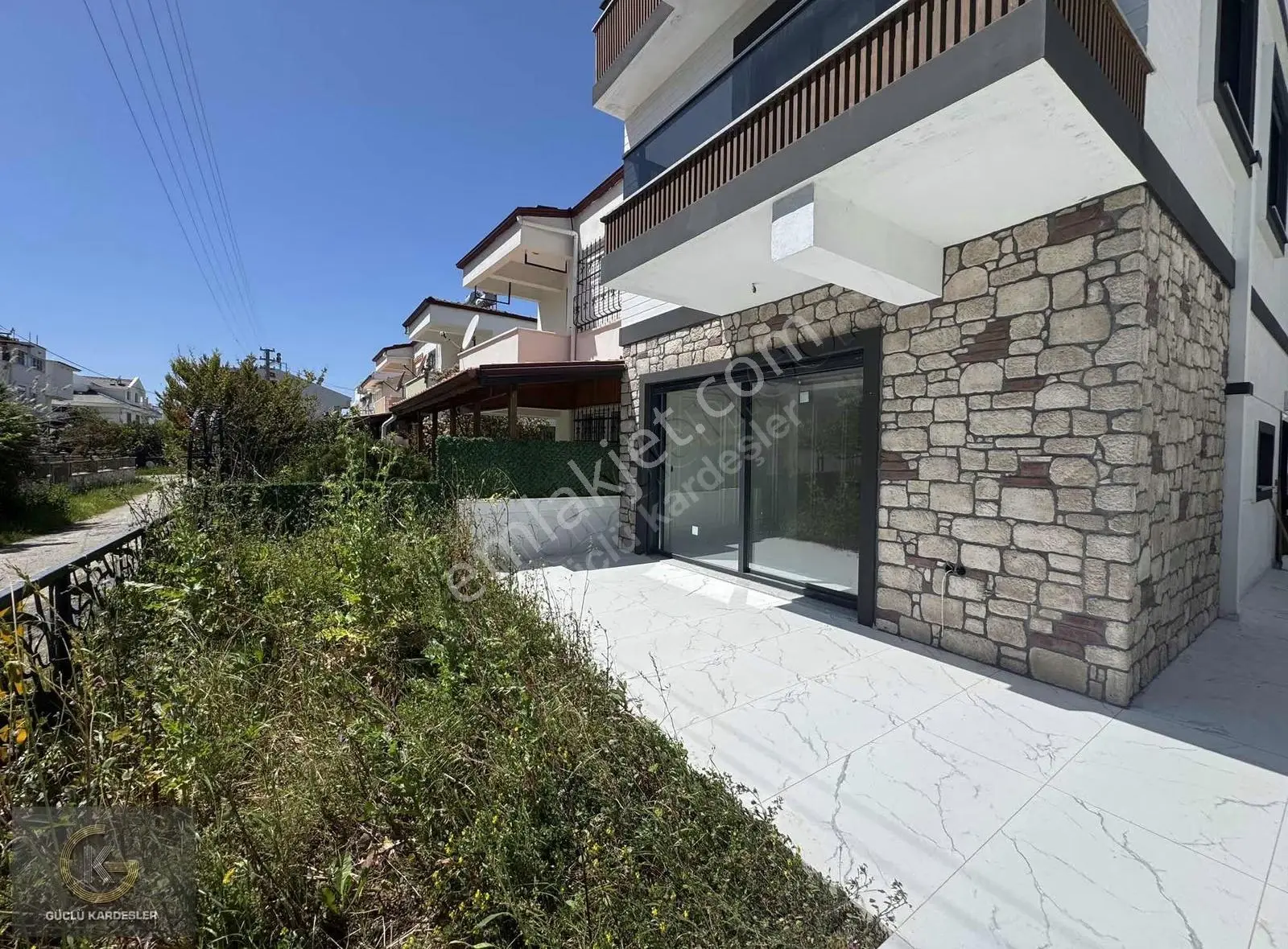 Güçlü Kardeşler Denize 20 Adım 4+1 Bahçeli Lüks Villa - Görsel 4