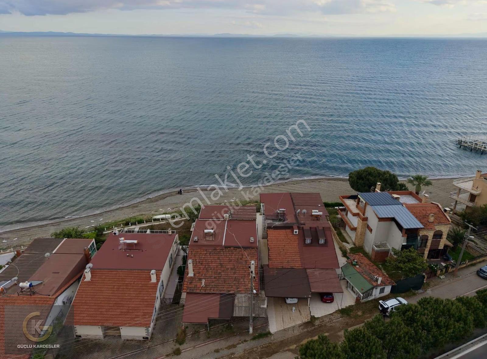 Güçlü Kardeşler Denize Sıfır 2 Ayrı Girişli 2+1 İster 4+1 Villa! - Görsel 6