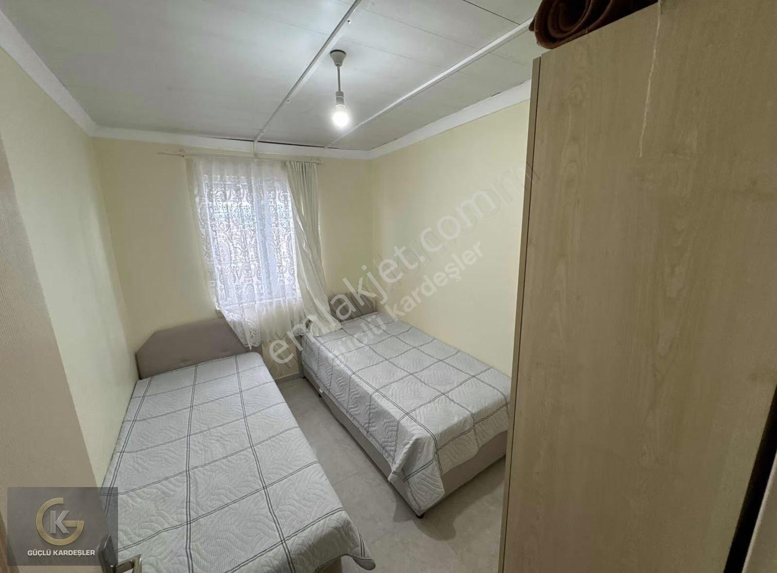 Güçlü Kardeşler Denize Sıfır 2 Ayrı Girişli 2+1 İster 4+1 Villa! - Görsel 31