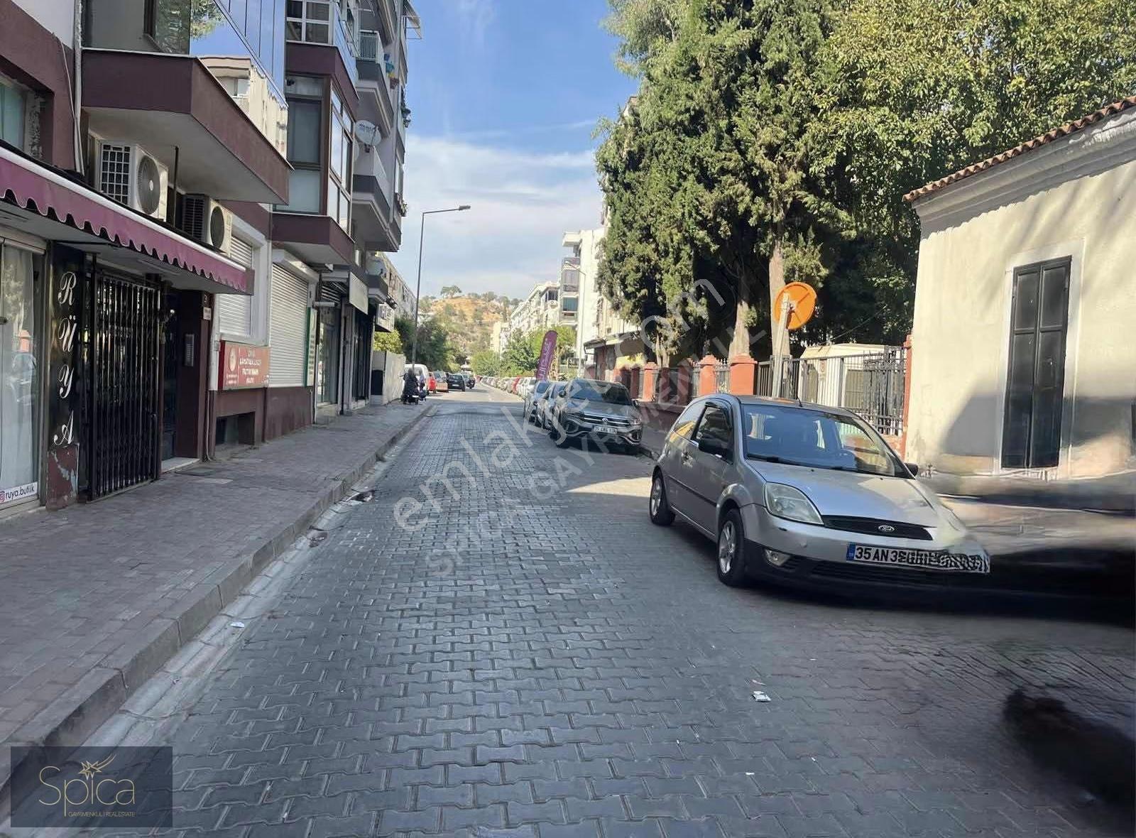Karşıyaka Bahariye Merkezi Lokasyon Eşyalı Kiralık 3+1 Daire - Görsel 8
