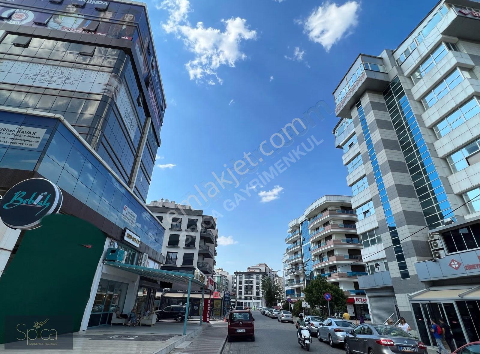 Karşıyaka Mavişehir'de Med Ofis'te Kiralık 3+1 Ofis - Görsel 3