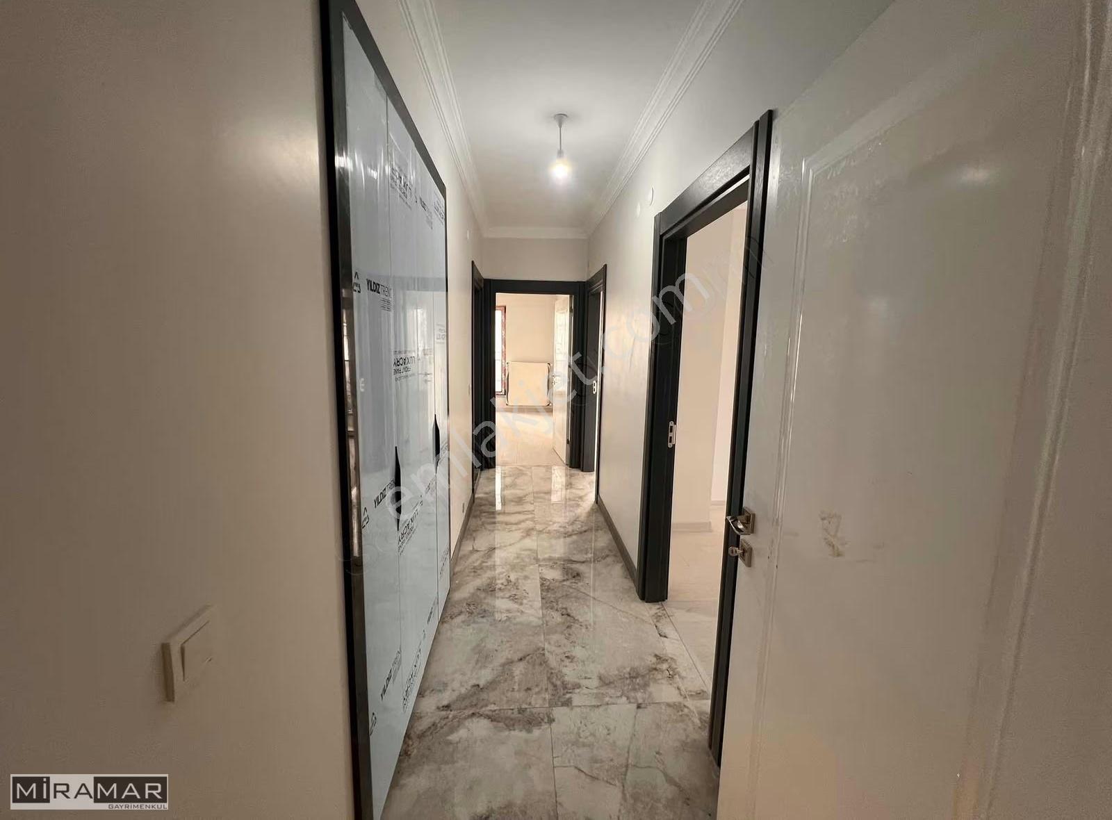 Miramar'dan Hastaneye Yakın Sıfır 4,5+1 Satılık Lüks Daire - Görsel 27