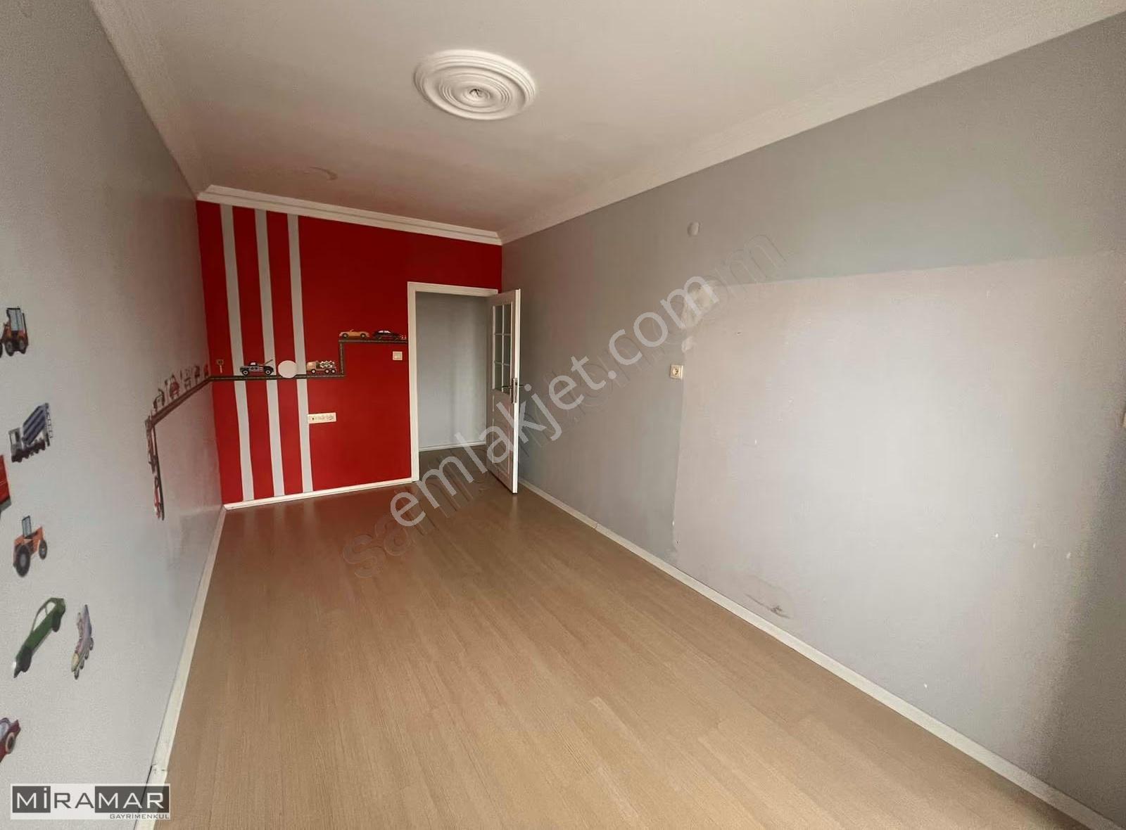 Miramar'dan Bağdat Caddesinde Kiralık 3+1 Daire - Görsel 11