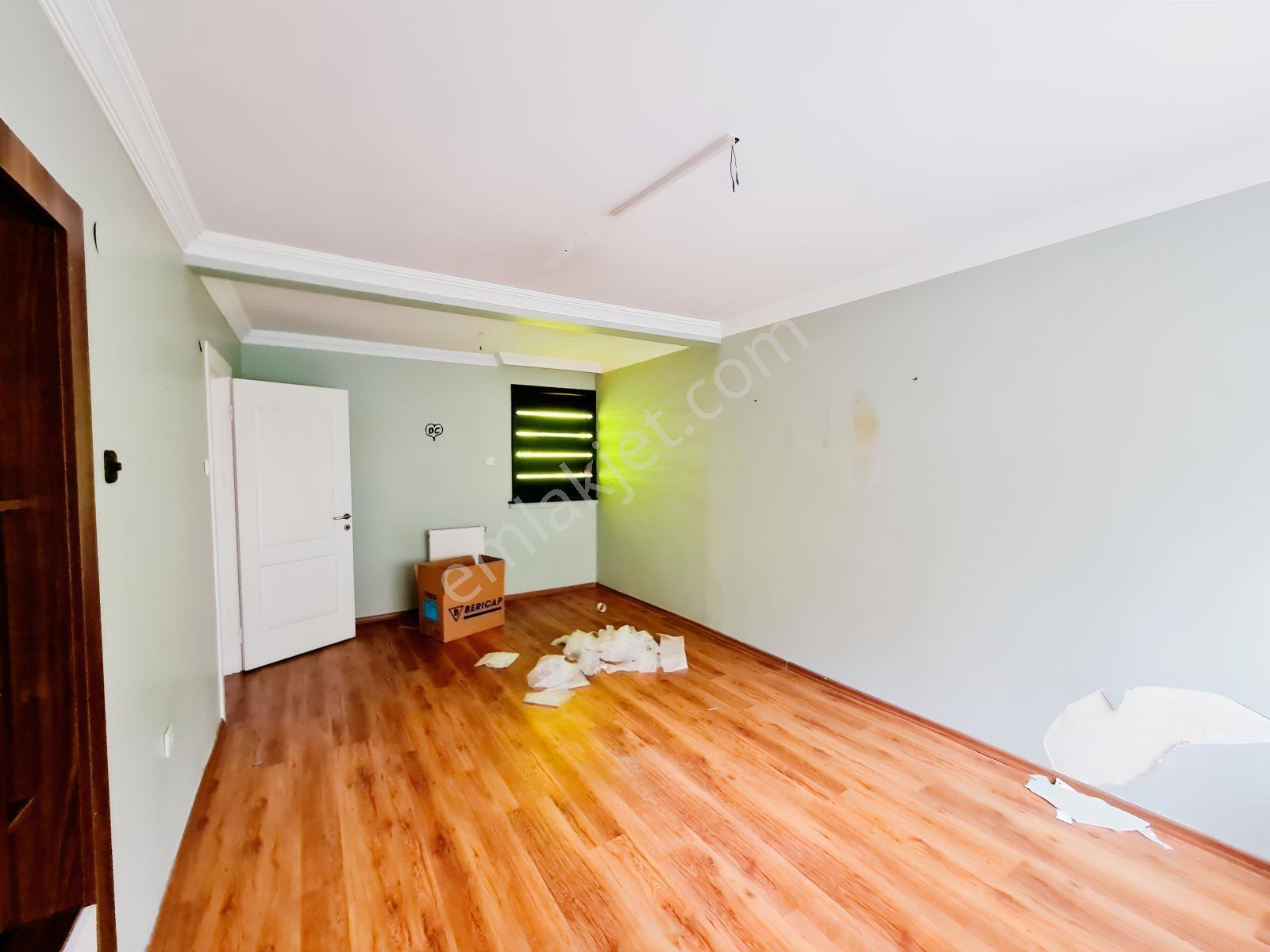 Arel'den Yüce Tepede Bahçe Katı 3+1 Kombi Isıtmalı Daire - Görsel 14