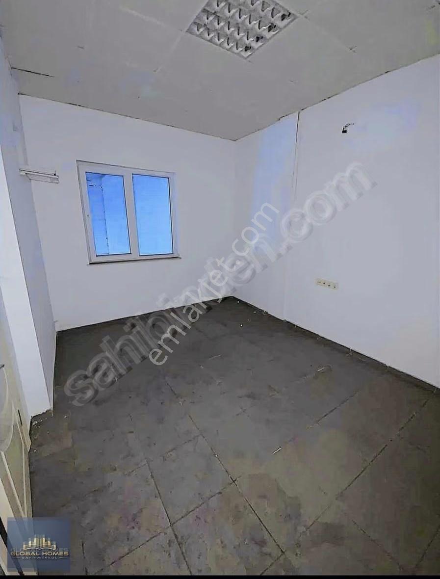 Gazıler'de Esnaflar Sanayi Sitesinde Kiralık Genış Dükkan - Görsel 6
