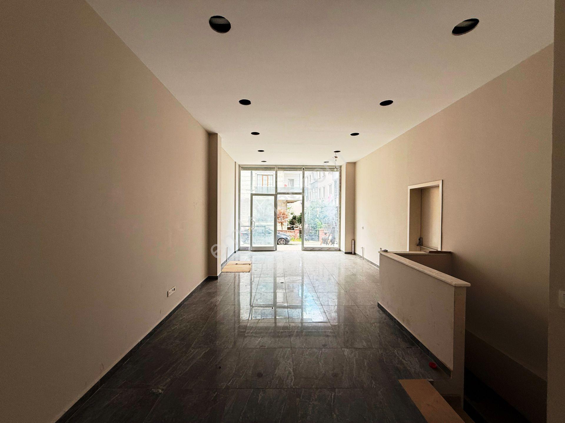 Yenidoğan Ufuk Caddesi 2yıllık 110m2 Depolu Wc'li Kiralık Dükkan - Görsel 9