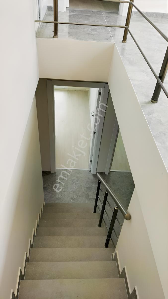Aydın Kuşadası Kadınlar Denizinde Satılık 3+1 Çatı Dubleks Daire - Görsel 14