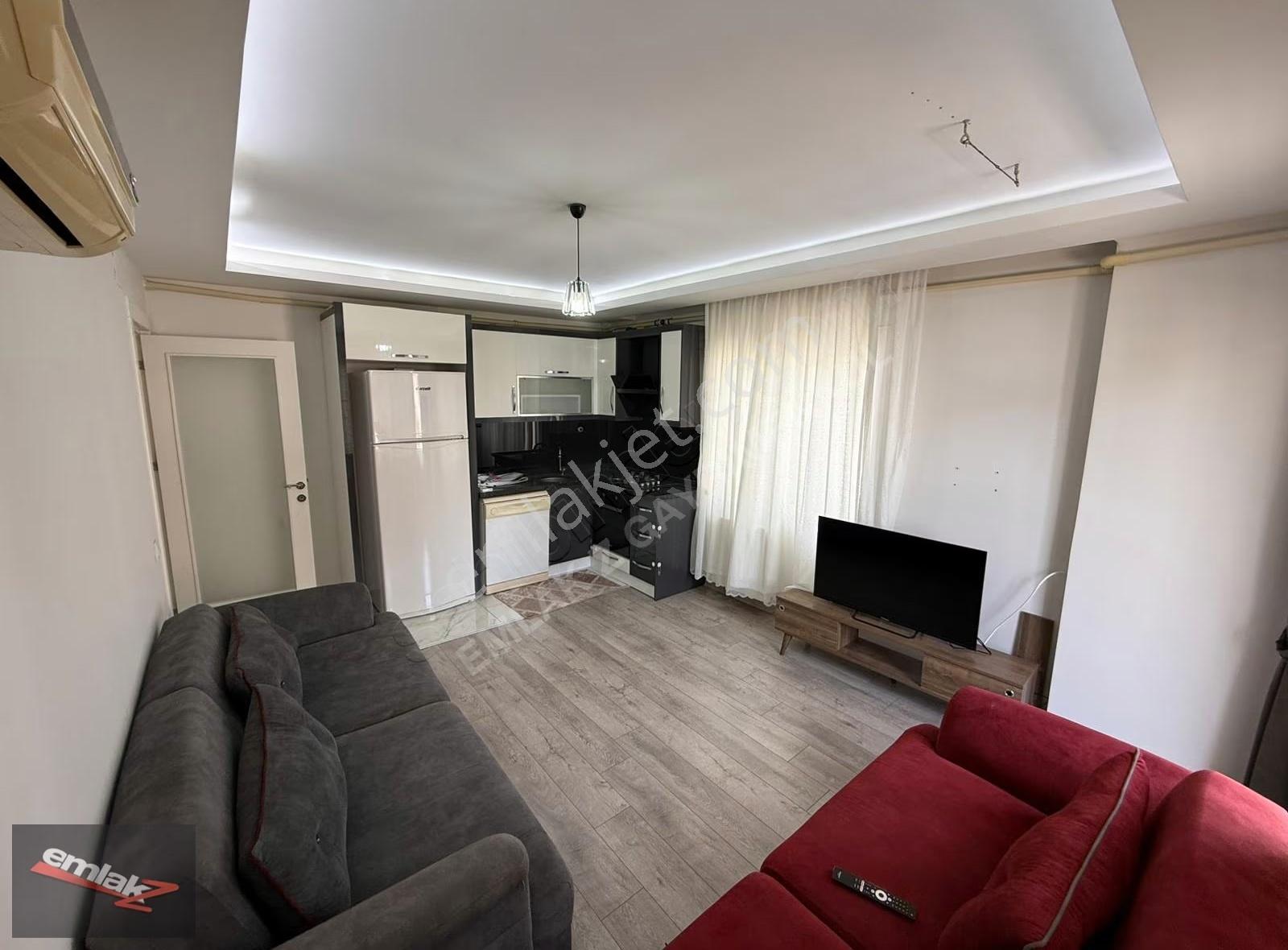 Aydınlıkevler'de Satılık 2+1 Eşyalı Daire 70m² - Görsel 14