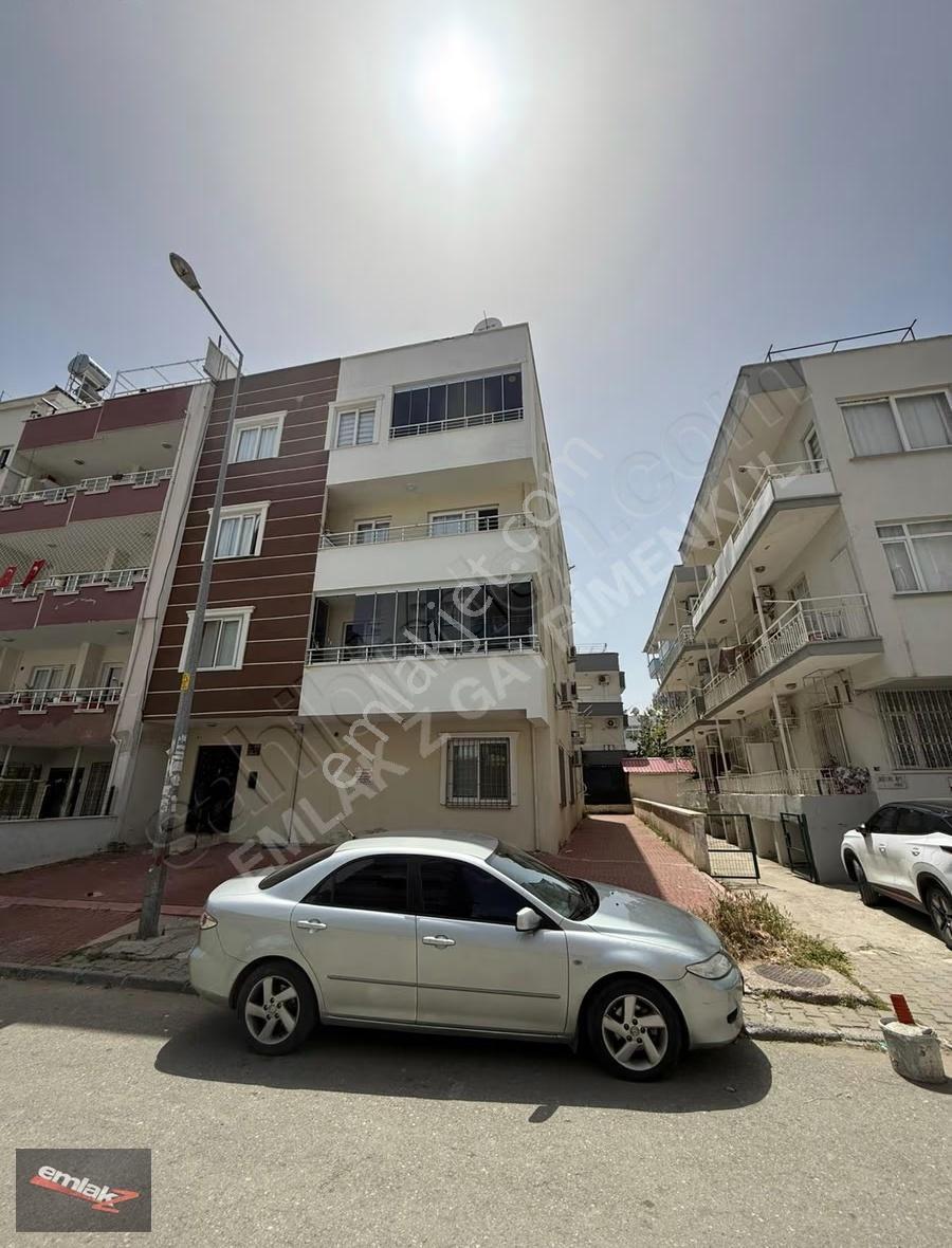 Aydınlıkevler'de Satılık 2+1 Eşyalı Daire 70m²
