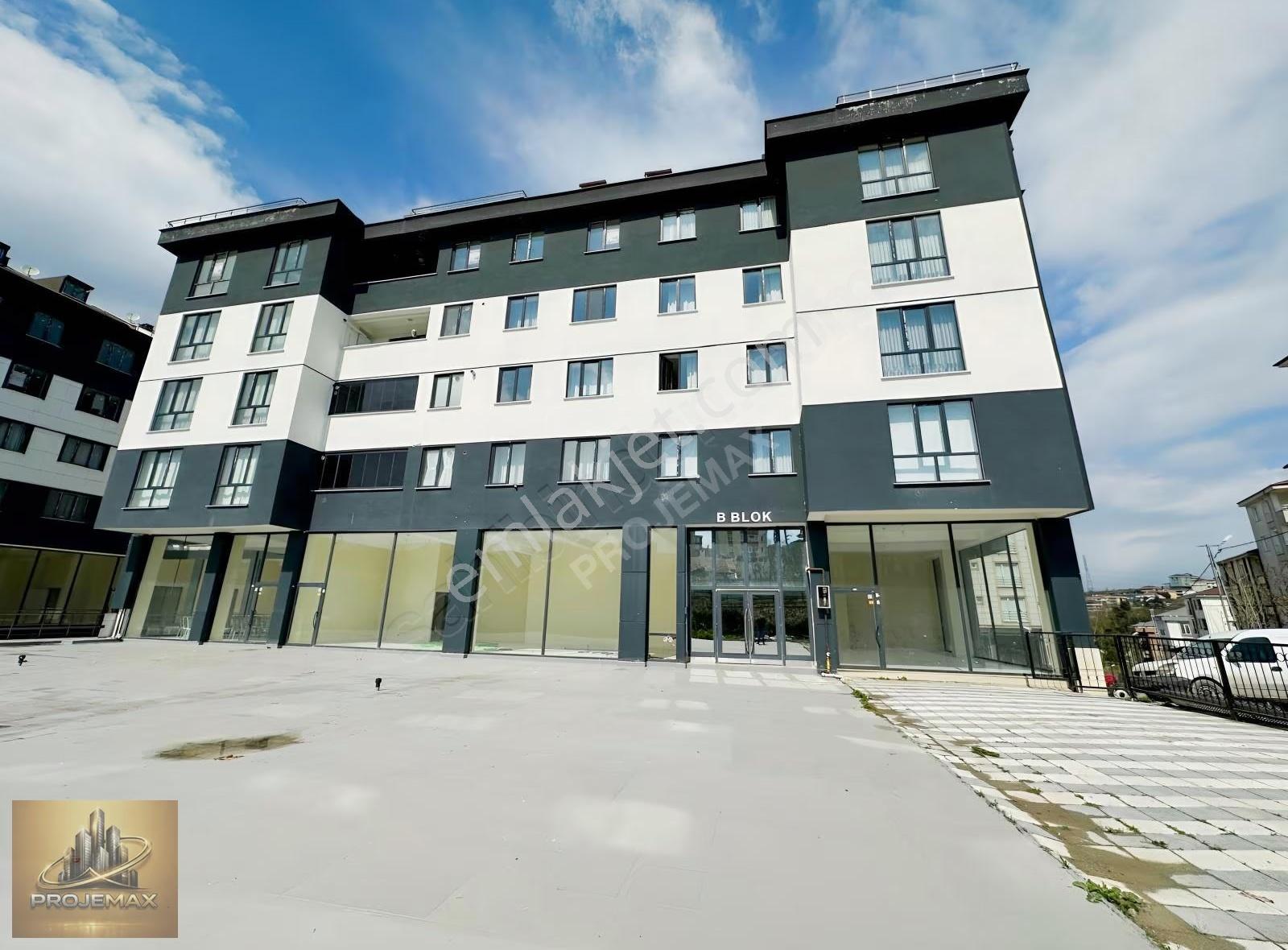 Projemax'tan Hadımköy Merkezde 250 M2 6 Odalı Dubleks Daire !!!!