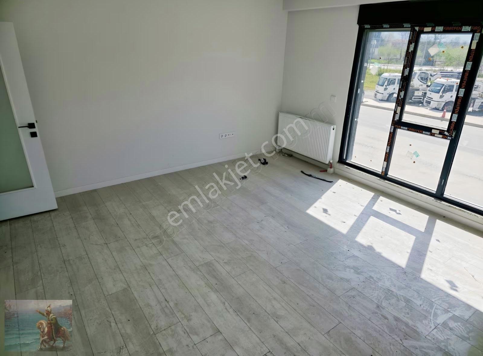 Aziziye Mahallesi'nde Terası Olan 150m2 Kiralık 3+1 Daire - Görsel 21