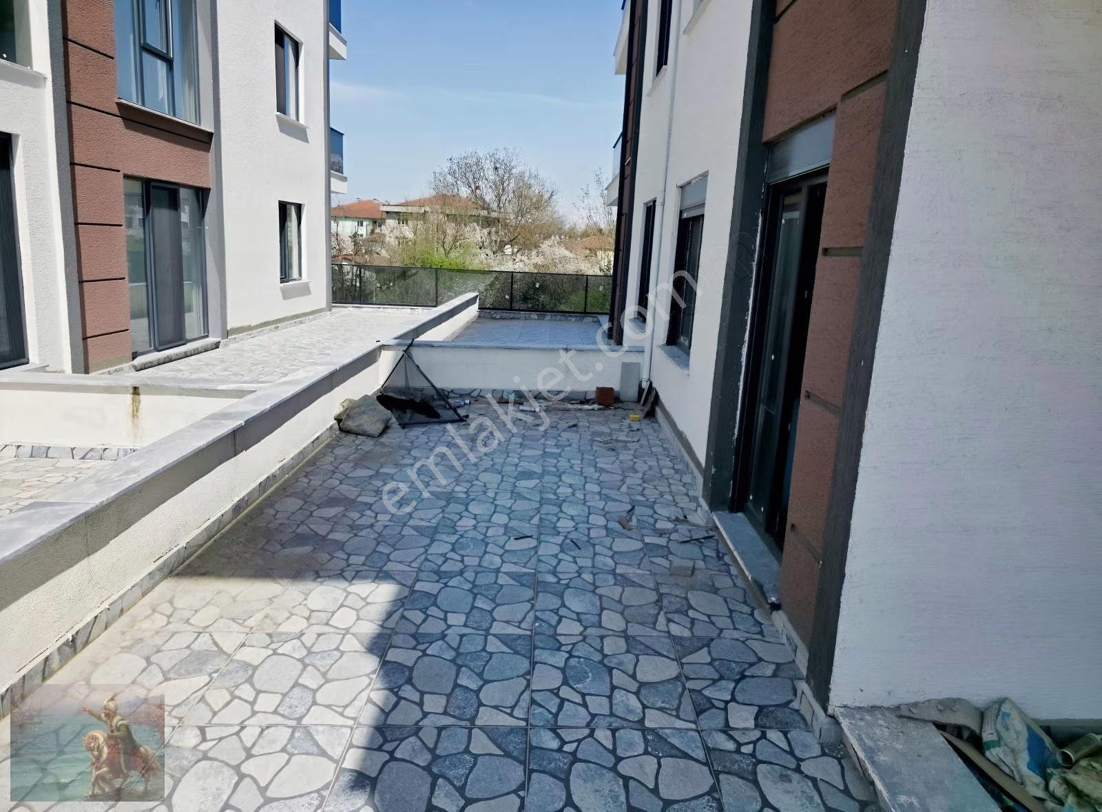 Aziziye Mahallesi'nde Terası Olan 150m2 Kiralık 3+1 Daire - Görsel 5