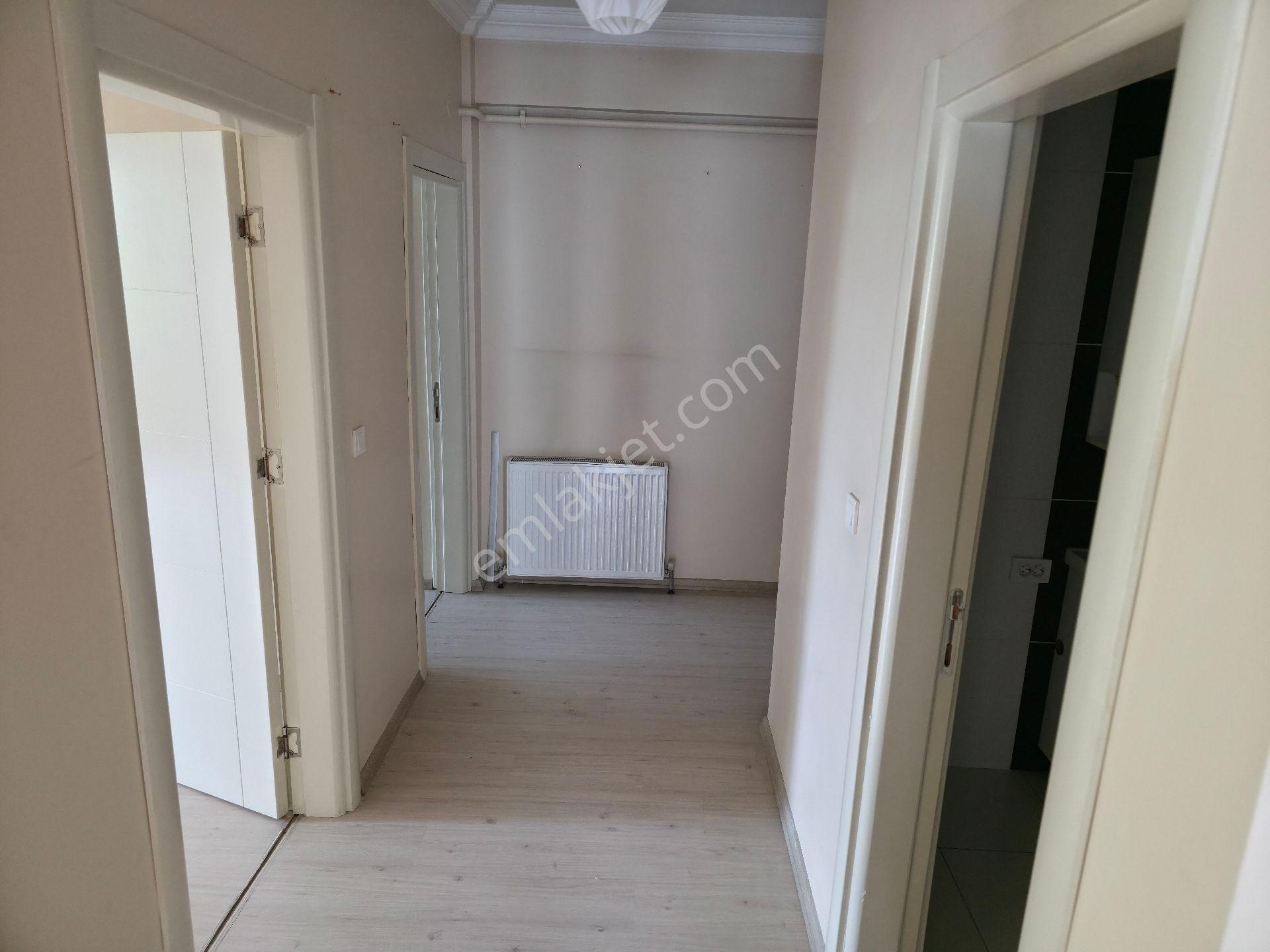 Azmimilli Mahallesi'nde Ebeveyn Banyolu 130m2 Satılık 3+1 Daire - Görsel 9