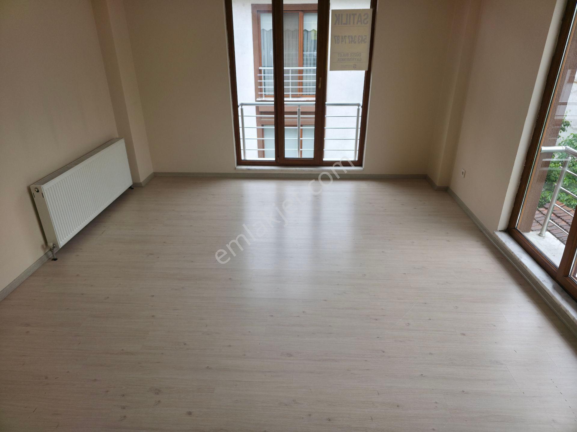 Azmimilli Mahallesi'nde Ebeveyn Banyolu 130m2 Satılık 3+1 Daire - Görsel 11
