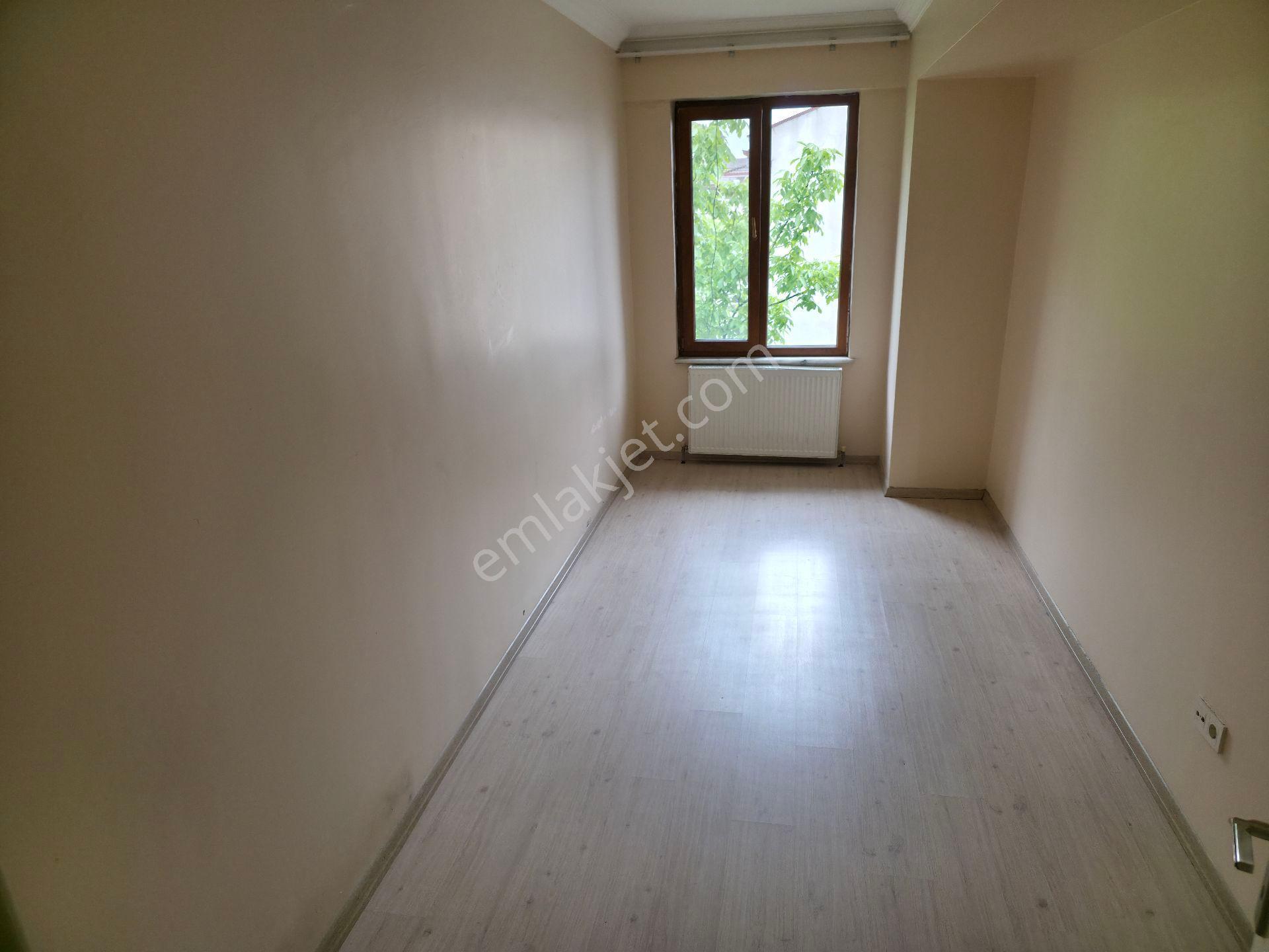 Azmimilli Mahallesi'nde Ebeveyn Banyolu 130m2 Satılık 3+1 Daire - Görsel 18