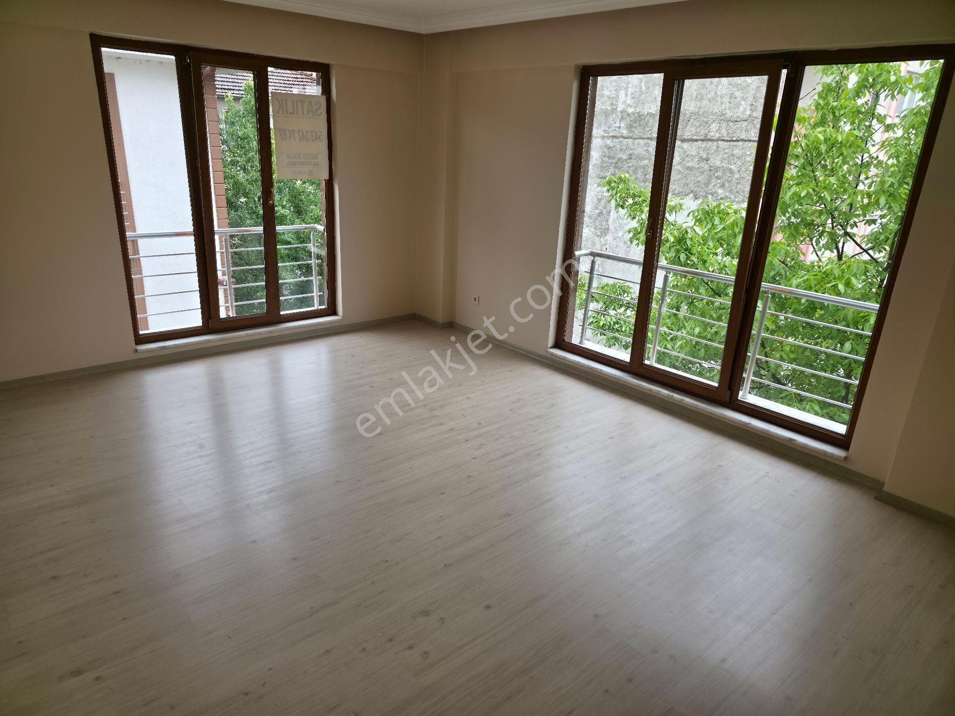 Azmimilli Mahallesi'nde Ebeveyn Banyolu 130m2 Satılık 3+1 Daire - Görsel 10