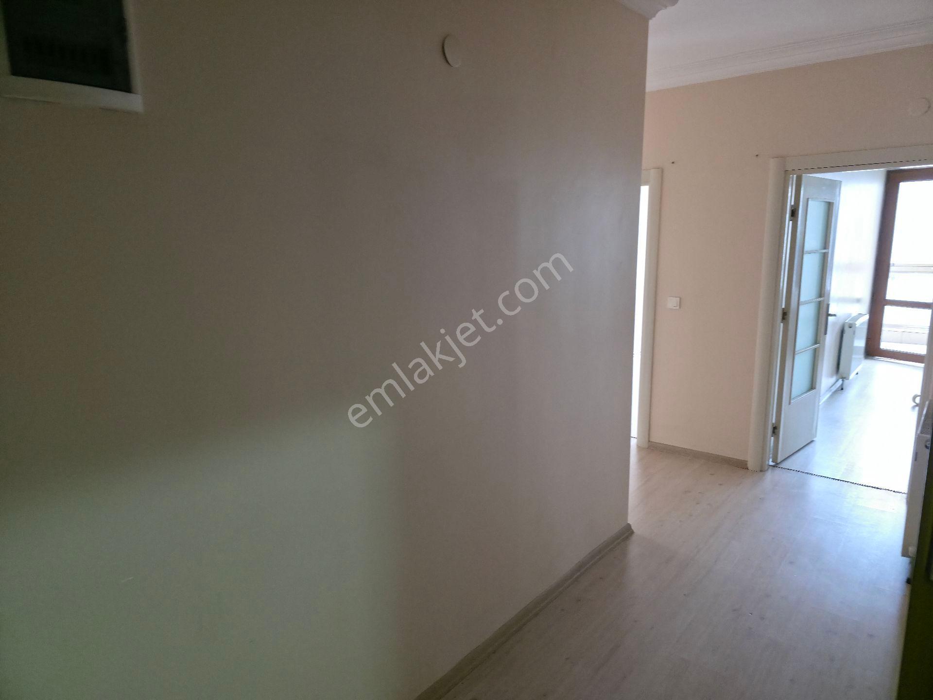 Azmimilli Mahallesi'nde Ebeveyn Banyolu 130m2 Satılık 3+1 Daire - Görsel 27