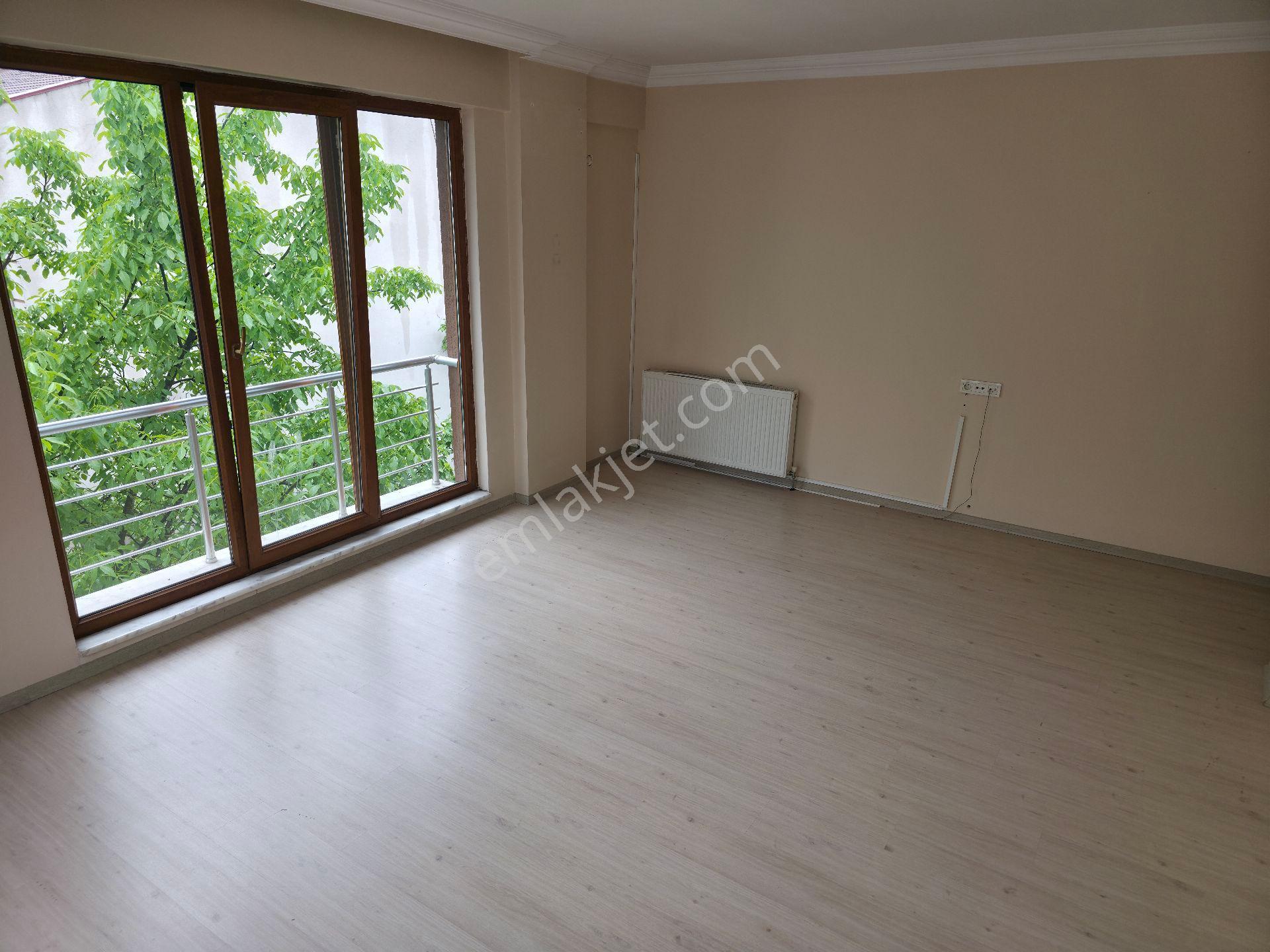 Azmimilli Mahallesi'nde Ebeveyn Banyolu 130m2 Satılık 3+1 Daire - Görsel 12