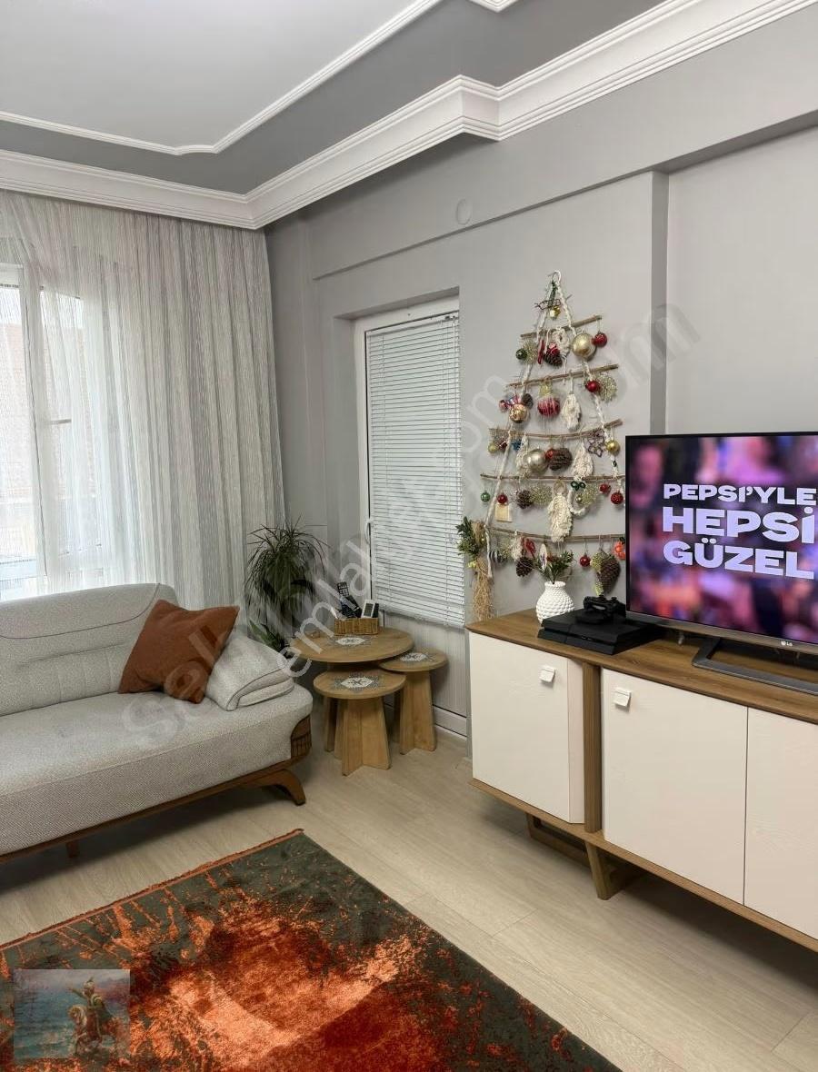 Güzelbahçe Mahallesi Düzkent Sitesinde Kaçırılmayacak 3+1 Daire - Görsel 2