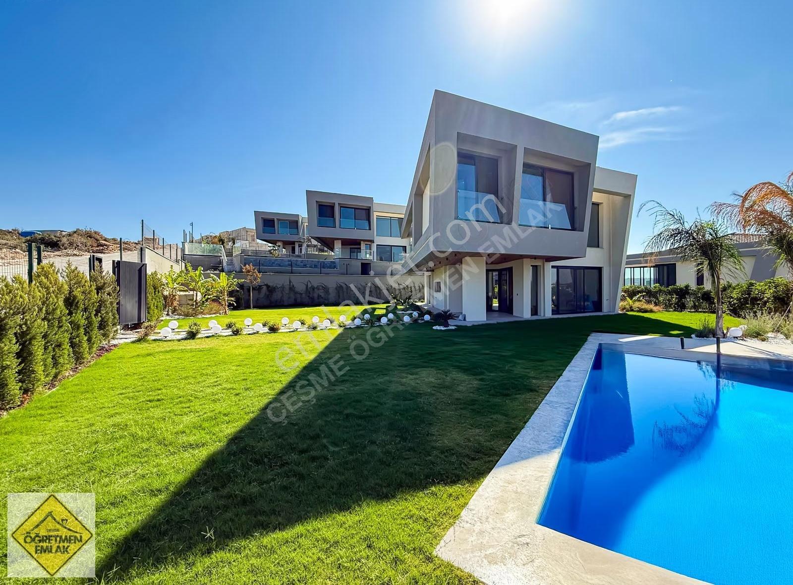 Çeşme Dalyanda Muhteşem Bahçe Muhteşem Manzaralı Villa - Görsel 33