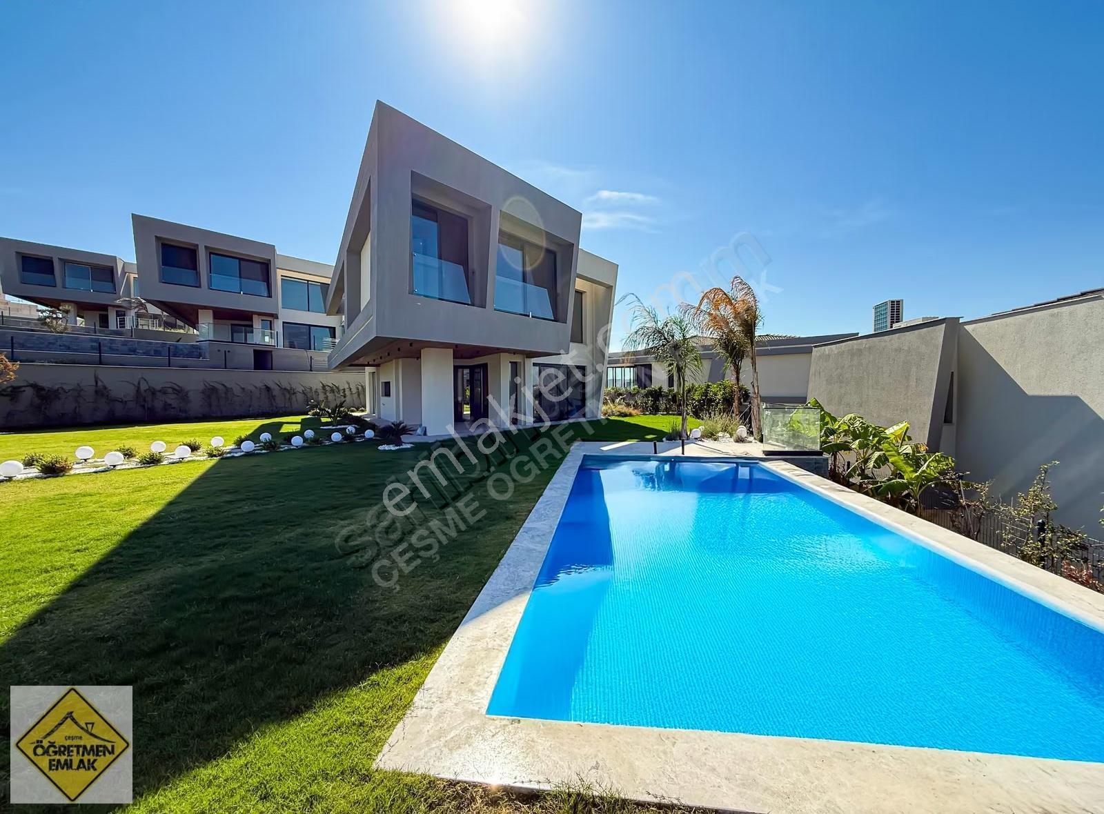 Çeşme Dalyanda Muhteşem Bahçe Muhteşem Manzaralı Villa - Görsel 26