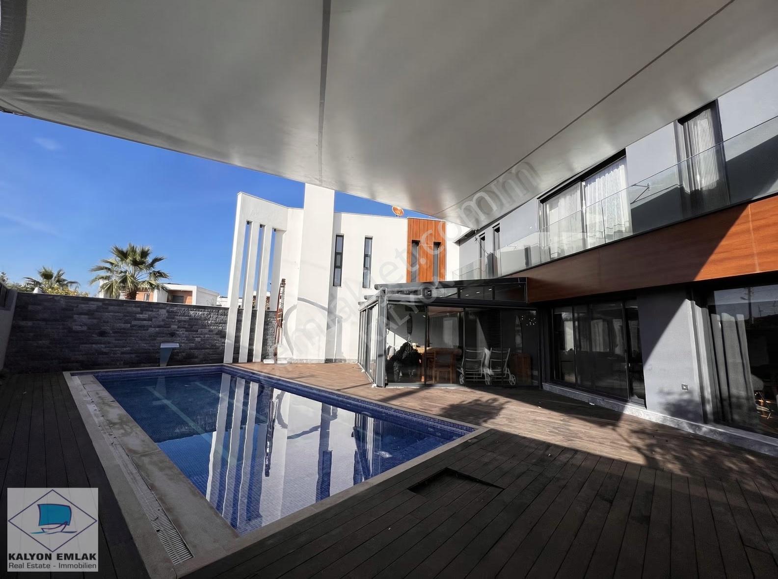 İzmir Çeşme Alaçatı Göbenede Havuzlu Lüks Modern Kiralık Villa - Görsel 35