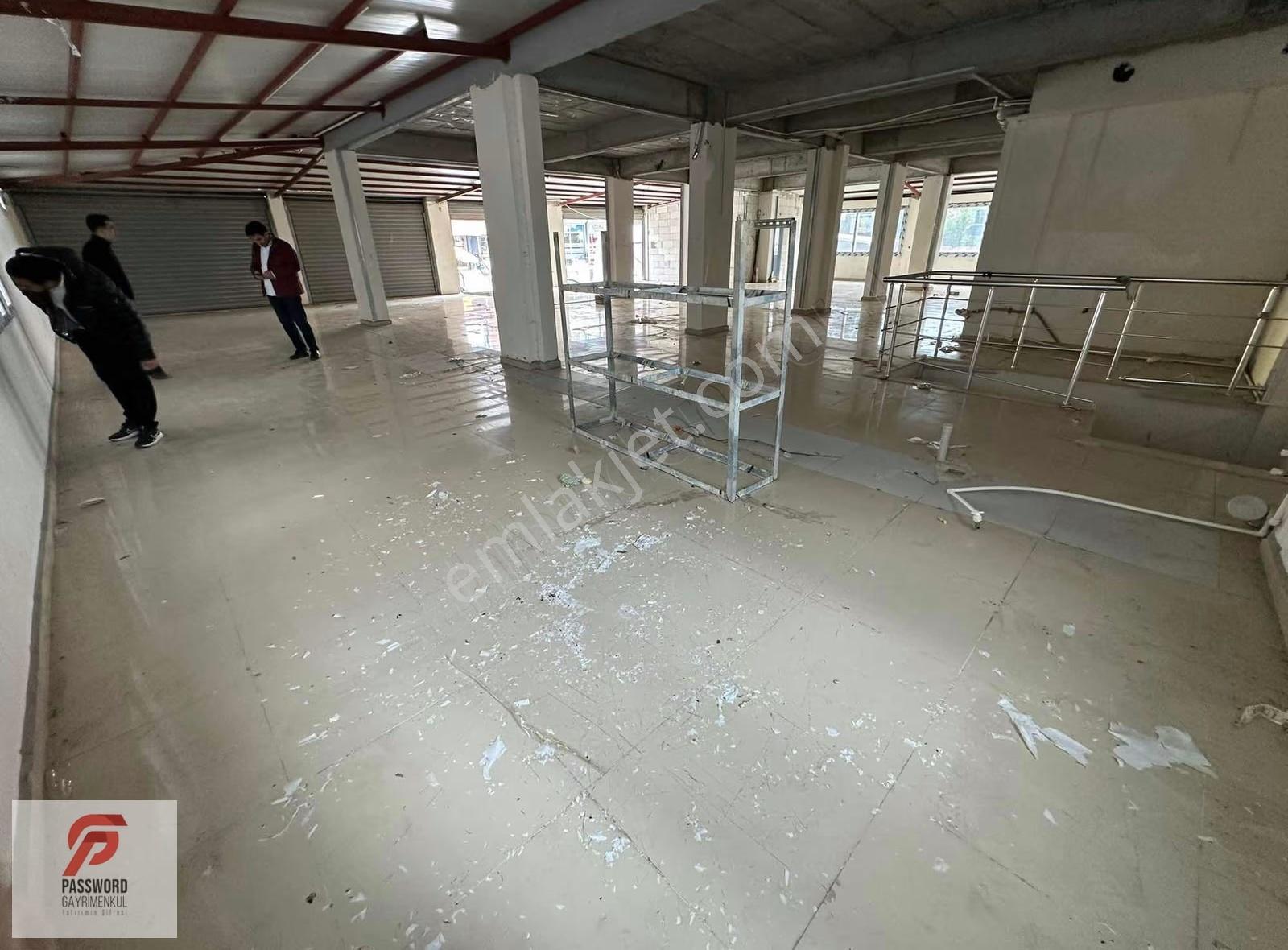 İzmir Menemen Ulukent Merkezde 460 M2 Kiralık Dükkan - Görsel 10