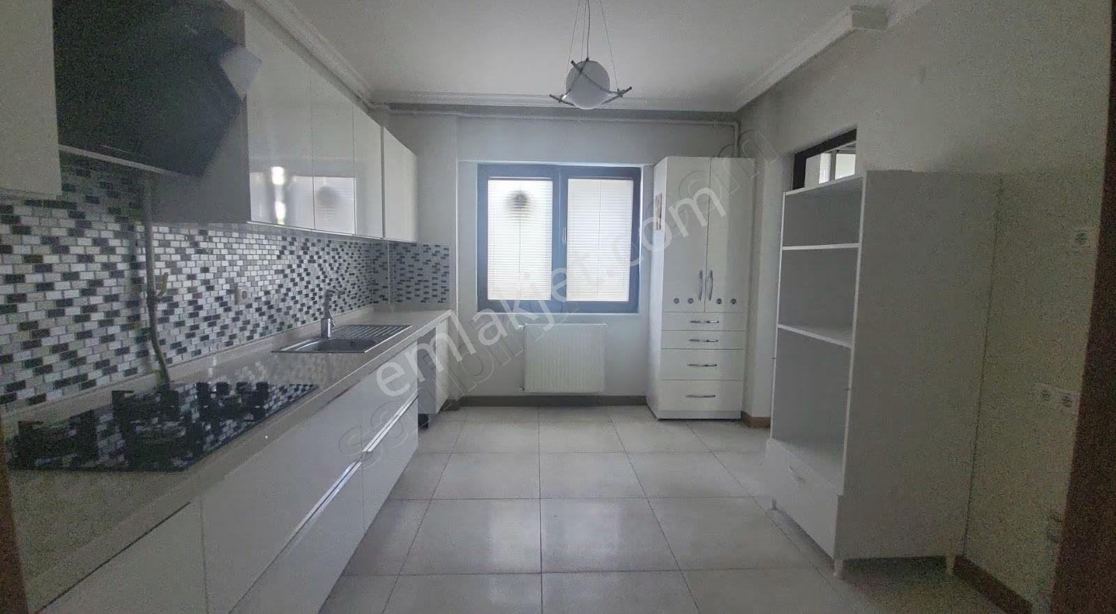 Beşevler Mavera Parkta 4+1 Bahçe Katı | Kapalı Havuzlu | 168m2 - Görsel 6