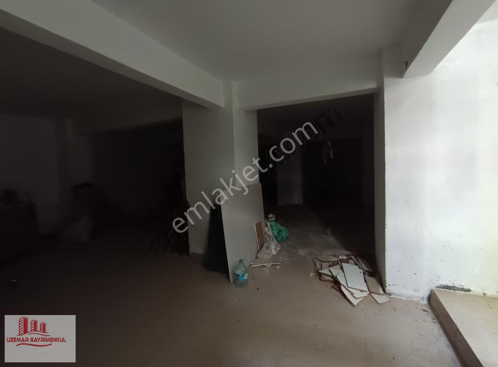 Bağcılar Demirkapıda Mh Kiralık Dükkan Tek Kat Veya 2 Kat Depolu - Görsel 3